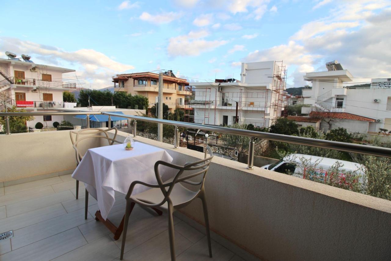Vision 4 Ksamil Villa Apartments And Rooms Екстериор снимка