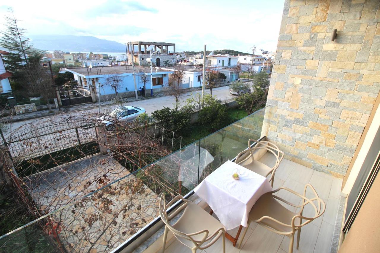 Vision 4 Ksamil Villa Apartments And Rooms Екстериор снимка