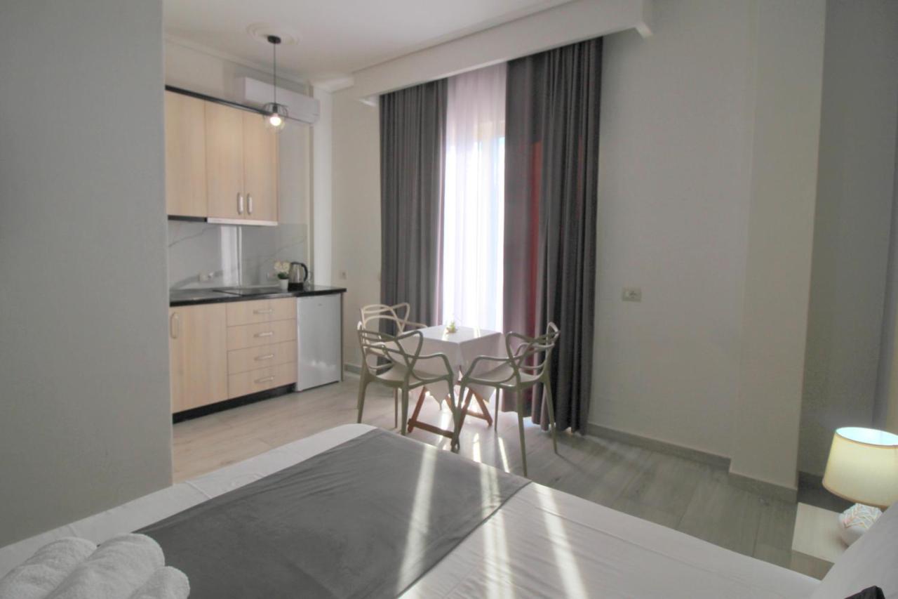 Vision 4 Ksamil Villa Apartments And Rooms Екстериор снимка